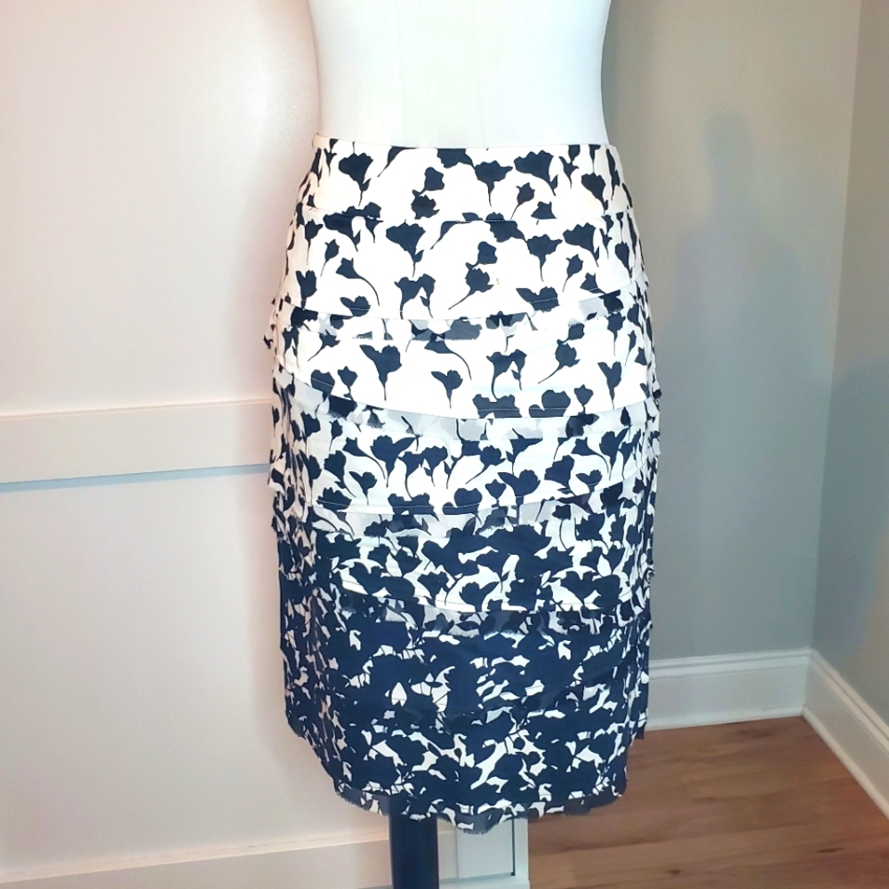 WHBM  ruffled Skirt